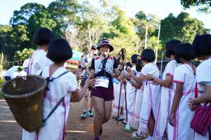 BIB: 349
                            <button type="button" onclick="openModal(18991126)" class="btn btn-primary btn-sm float-right btn-popup" data-toggle="modal" data-target=".modal-high-quality">
                        <i class="fas fa-shopping-cart"></i> Add to Cart
                    </button>
                                            <button type="button" onclick="isThisMe(18991126, true)" class="btn btn-success btn-sm float-right btn-popup btn-isme hidden" data-toggle="tooltip" data-placement="bottom" title="นี่คือรูปของคุณใช่ไหม คลิกที่นี่เพื่อเอาเข้าอัลบั้ม">
                        <i class="fas fa-plus"></i> Add to album
                    </button>
                    <button type="button" onclick="isThisMe(18991126, false)" class="btn btn-warning btn-sm float-right btn-popup btn-isnotme hidden">
                        <i class="fas fa-ban"></i> Remove from album
                    </button>